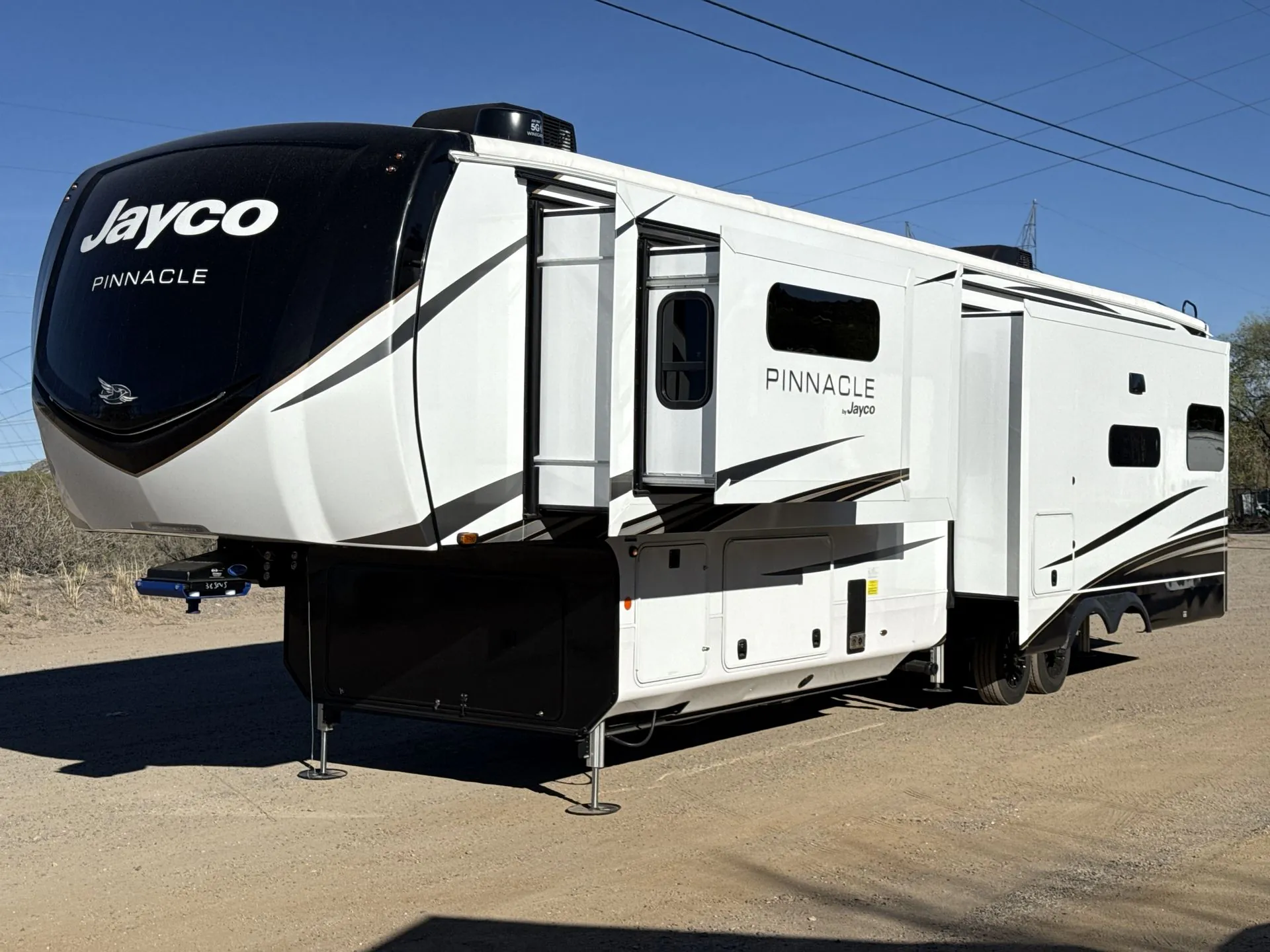 2026 Jayco Pinnacle 38SSWS - Photo 3