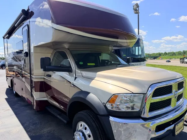 2020 Dynamax Isata 30FW - Photo 2