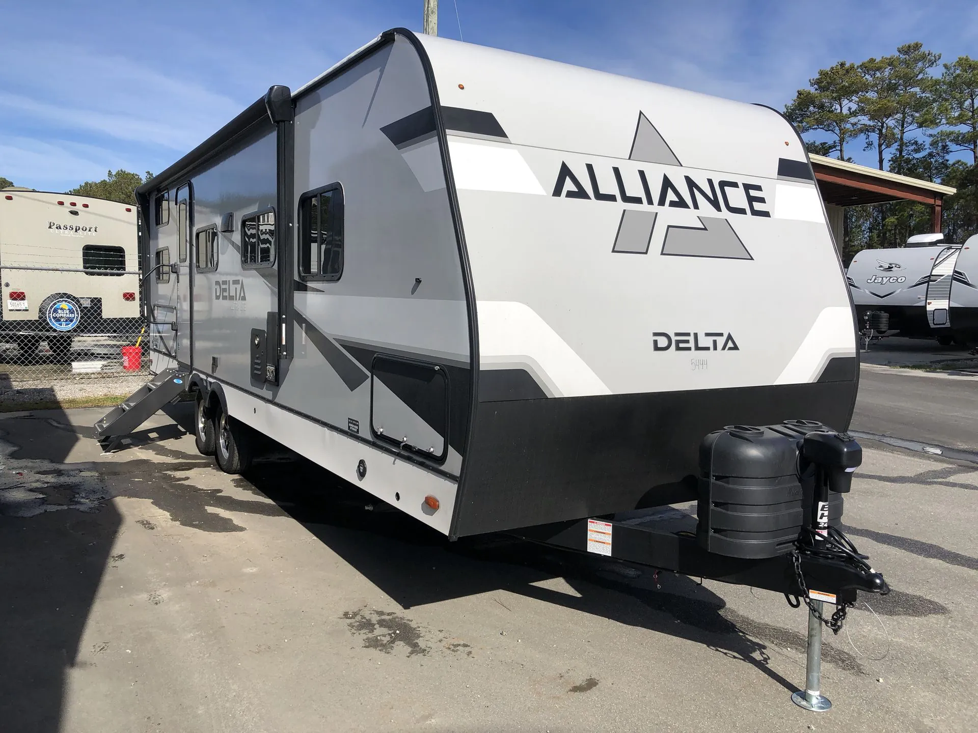 2025 Alliance RV Delta BH241 - Photo 2
