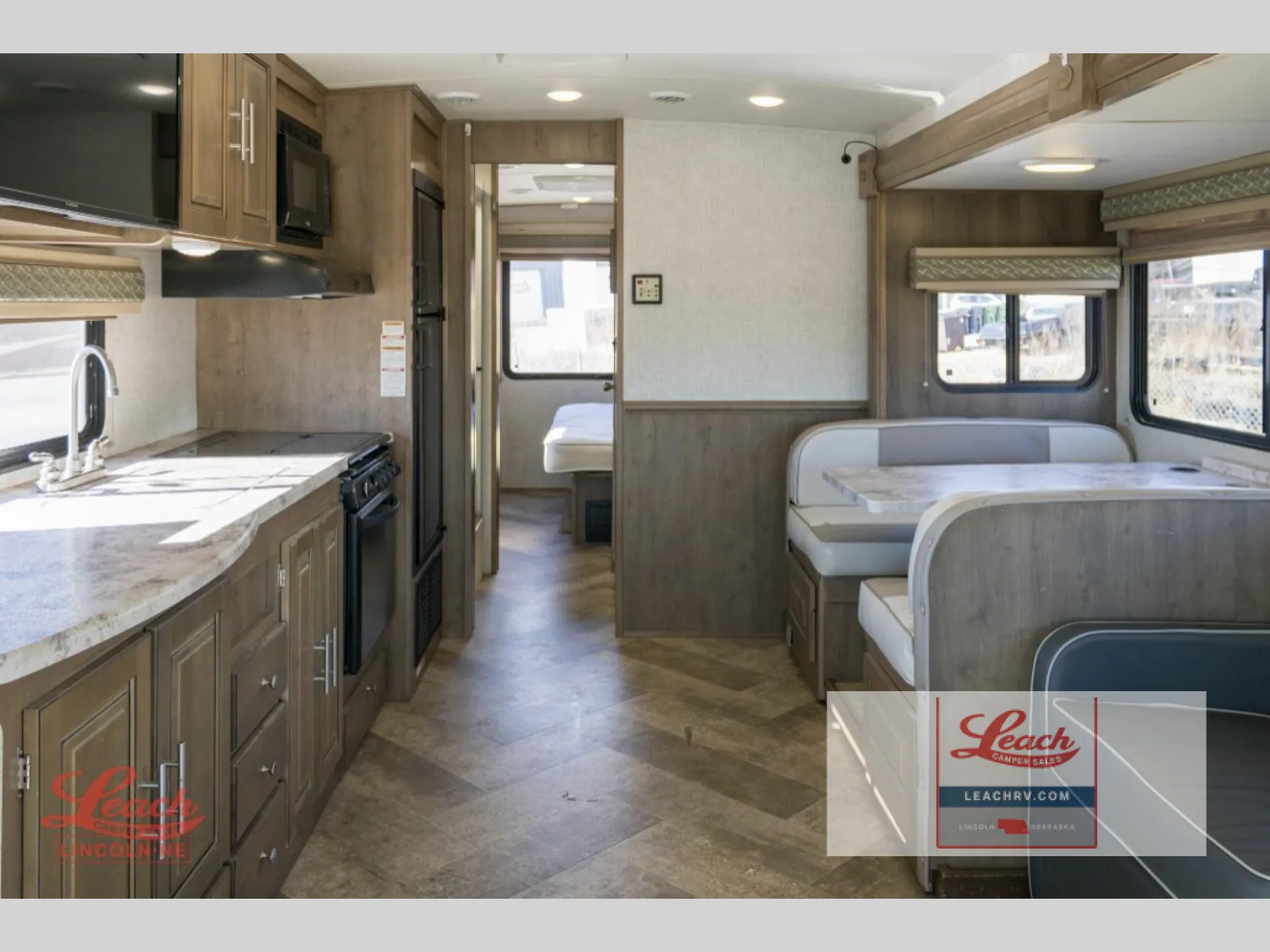 2018 Forest River Georgetown 3 Series GT3 30X3 - Photo 3