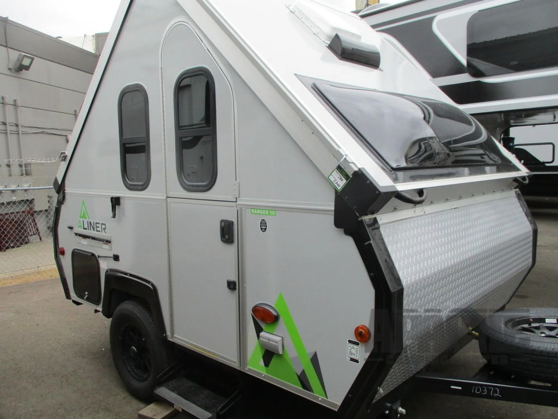 2026 Aliner Ranger 10 Front Kitchen - Photo 2