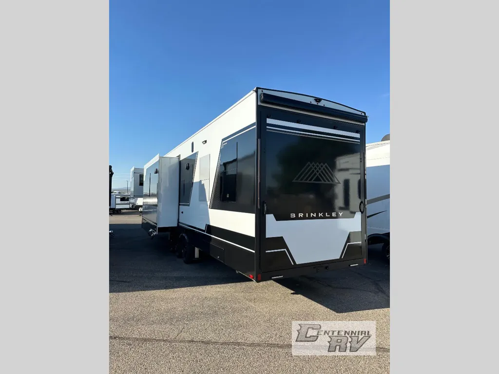2026 Brinkley Model G 3950, Photos photo 4
