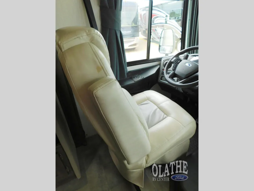 2023 Coachmen Pursuit 31BH, Photos photo 26