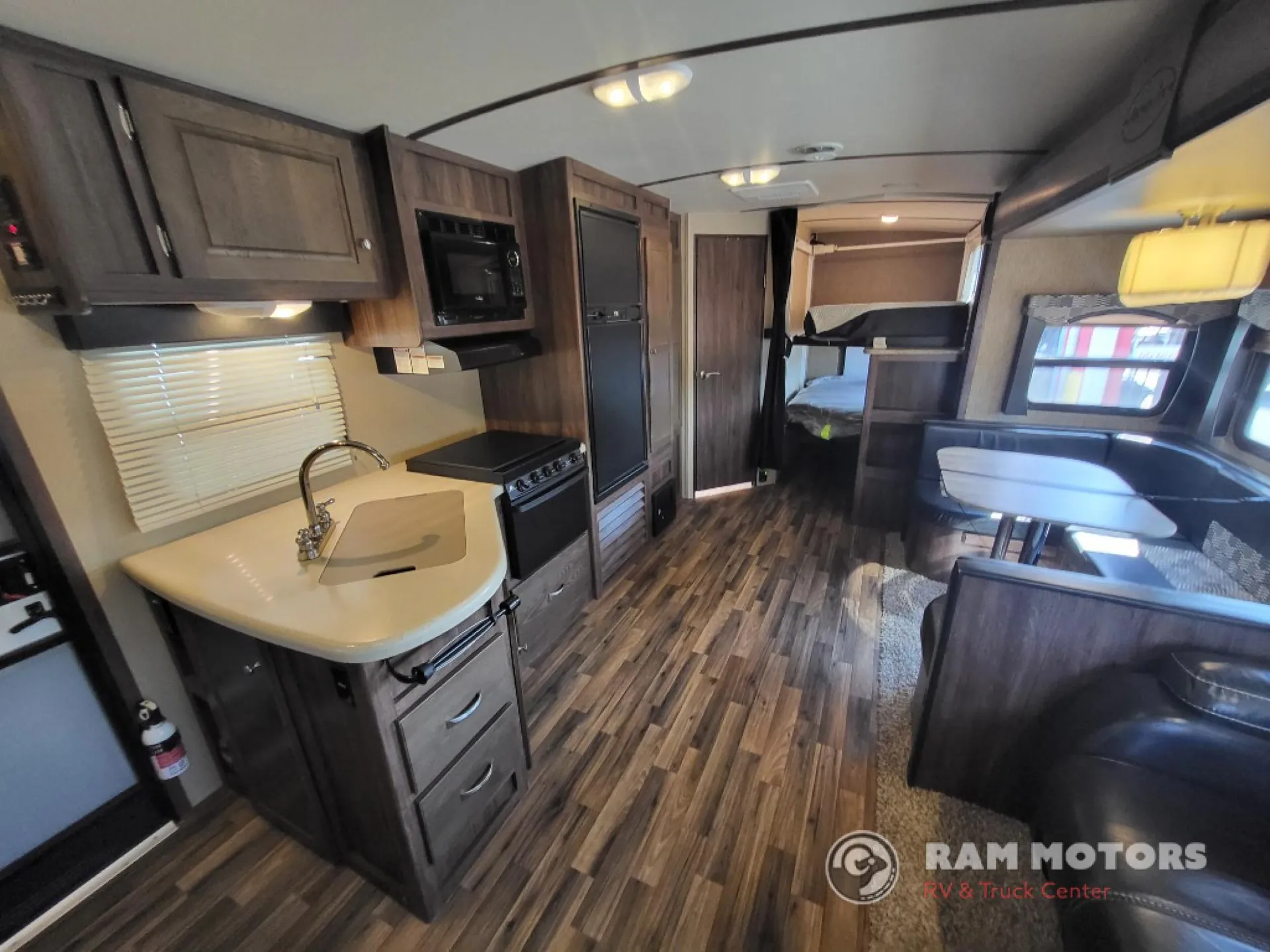 2016 Dutchmen Aerolite Luxury 282DBHS - Photo 4