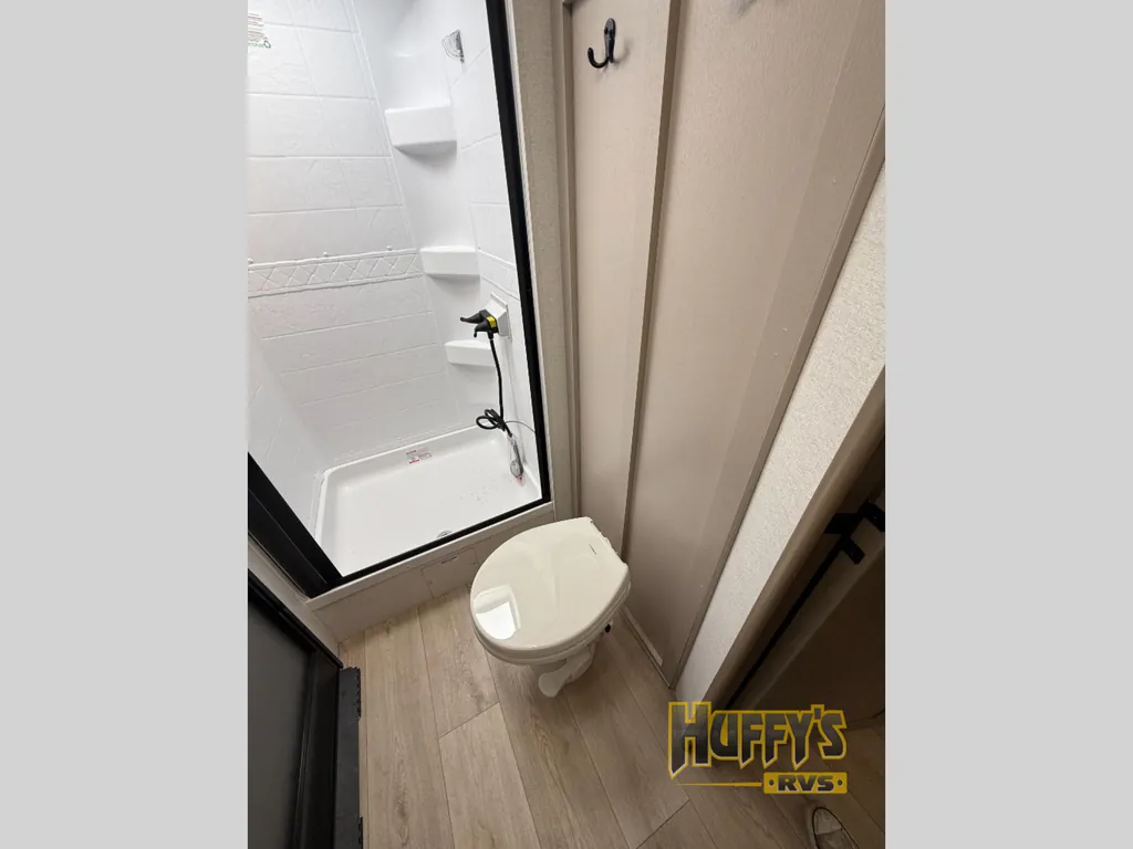 2027 Jayco Jay Feather 29BHB, Photos photo 21