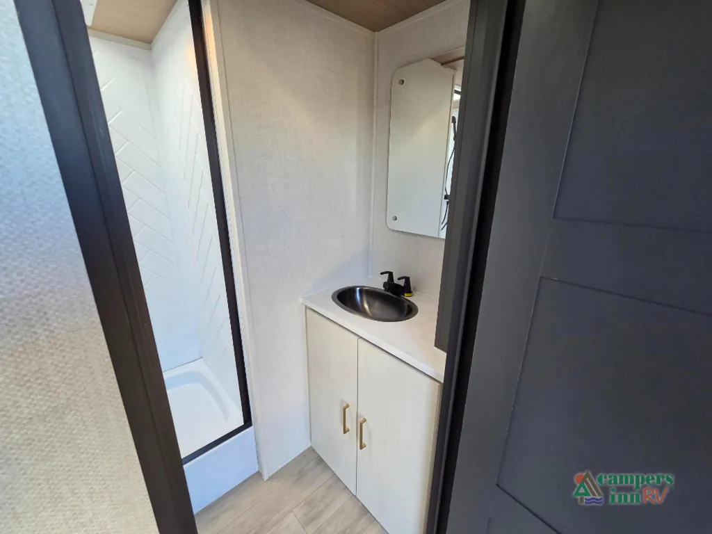 2027 Forest River Vibe 3400BH, Photos photo 23