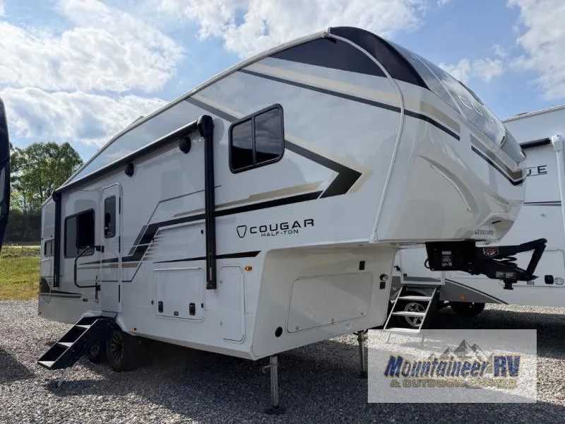 2026 Keystone Cougar Half-Ton 23MLE - Photo 3