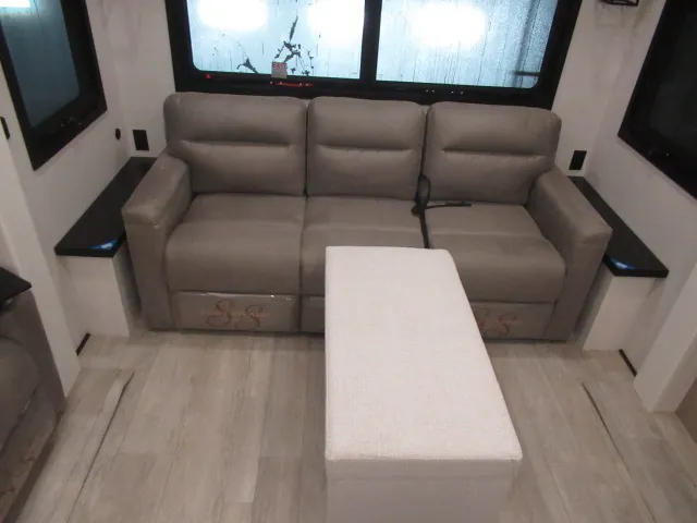 2026 Jayco Pinnacle 36FBTS, Photos photo 12