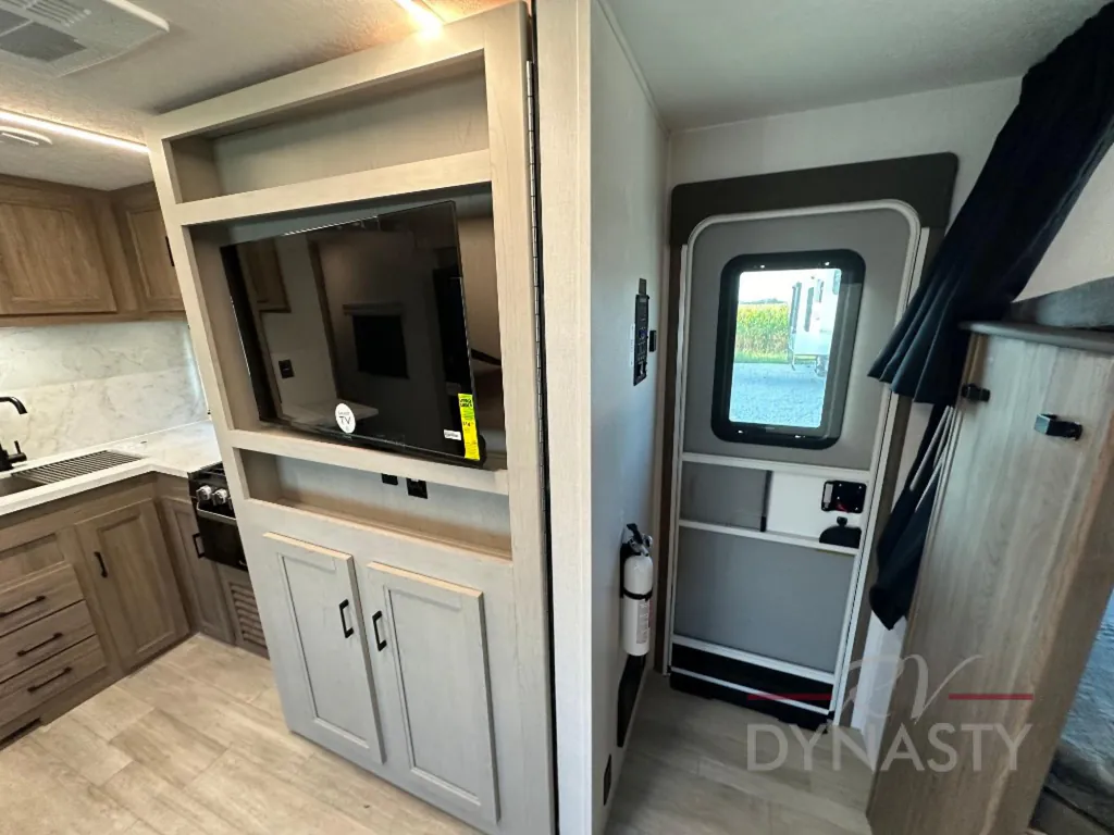 2025 Coachmen Freedom Express Ultra Lite 258BHS, Photos photo 60