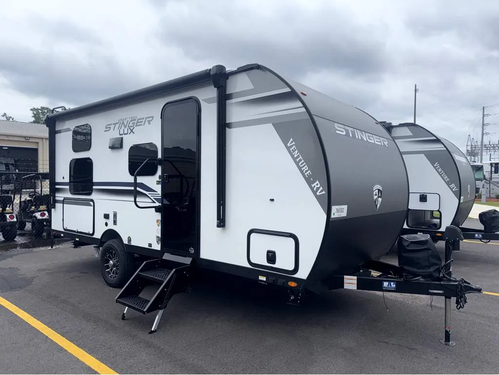 2026 Venture RV SportTrek Stinger STS161VUD - Photo 2