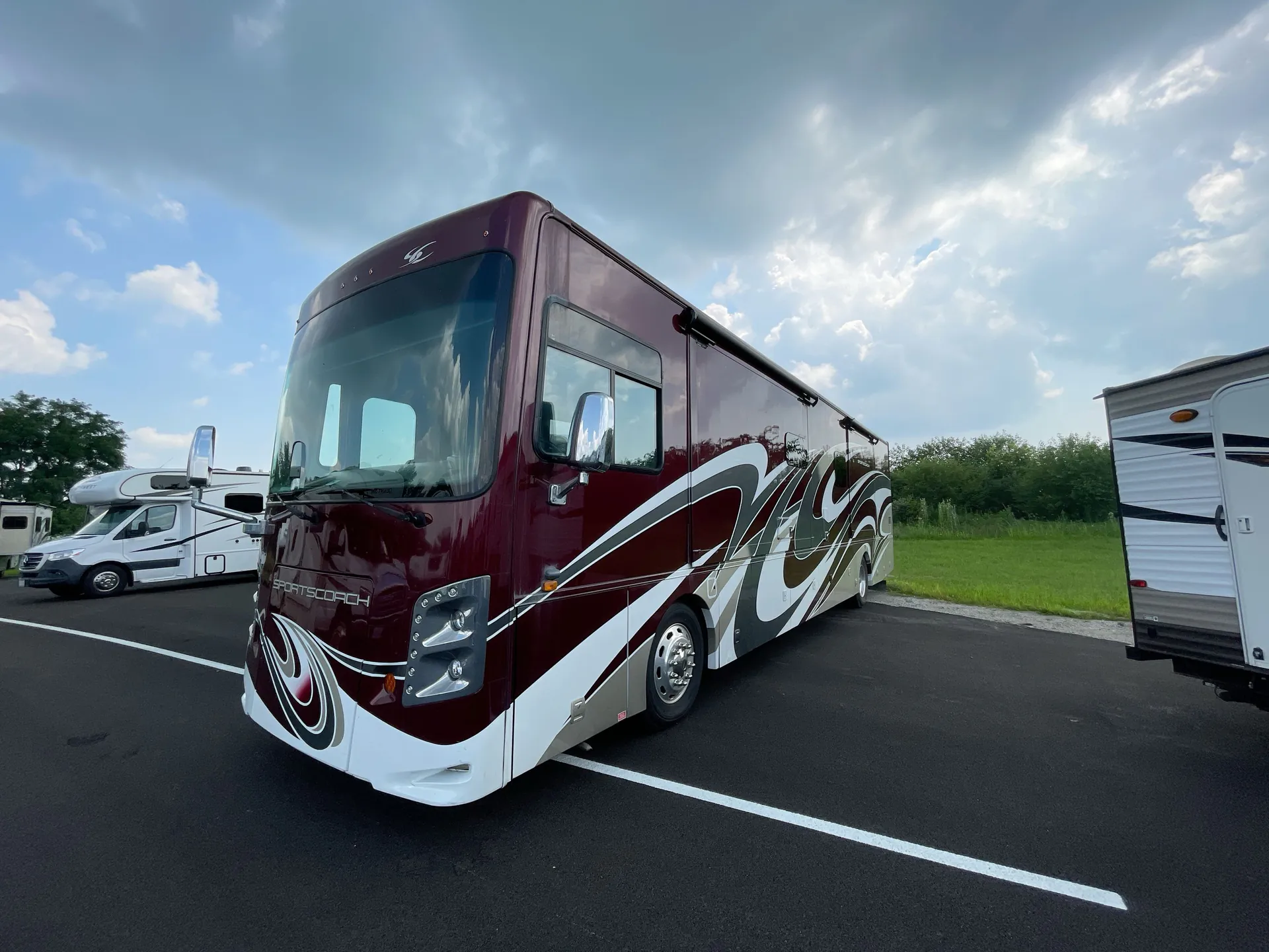 2019 Coachmen Sportscoach 407FW - Photo 2