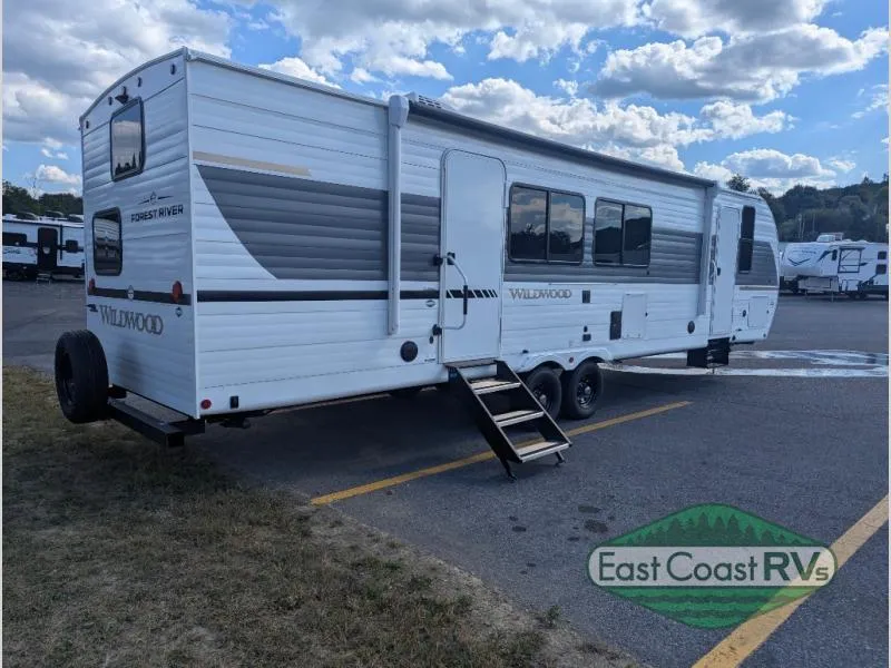 2026 Forest River Wildwood 300ICE - Photo 4