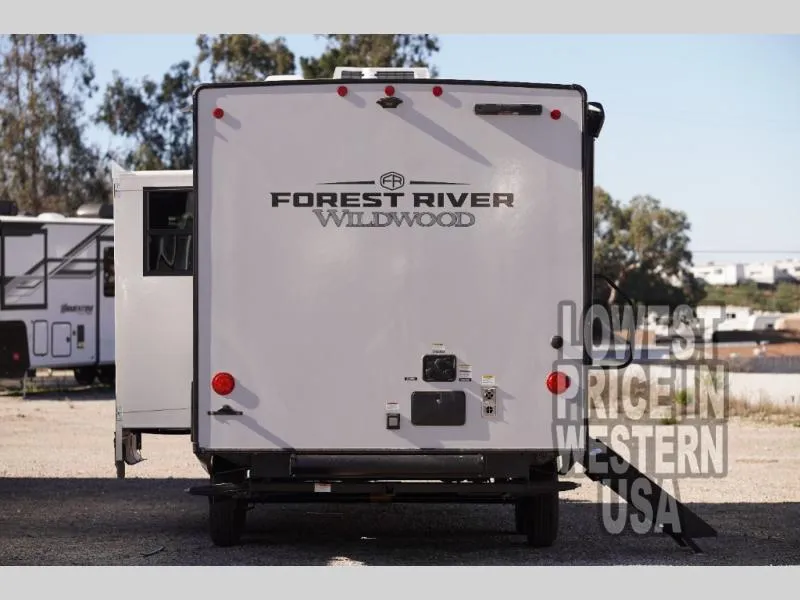 2026 Forest River RV Wildwood Heritage Glen Hyper-Lyte 21RBHL - Photo 4