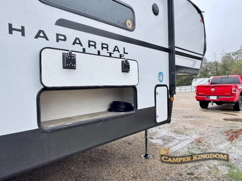 2026 Coachmen Chaparral Lite 218SE - Photo 4