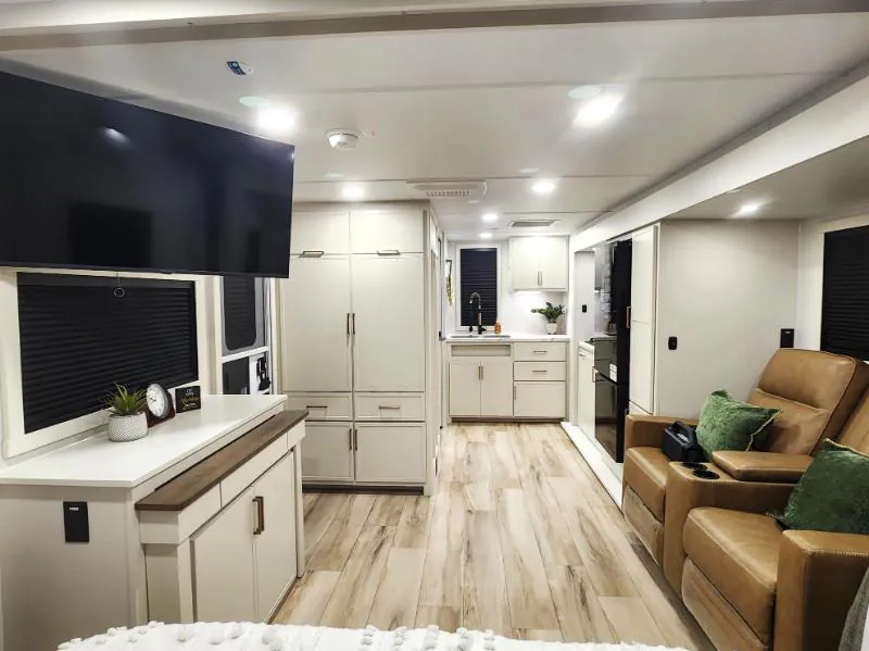 2026 Brinkley Model Ix 23X, Photos photo 38