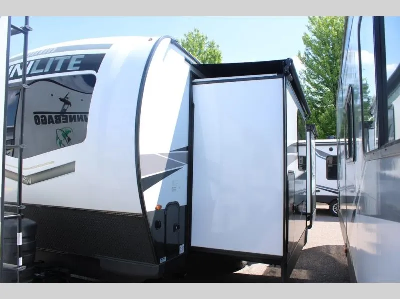 2024 Forest River Rockwood Mini Lite 2516S - Photo 3