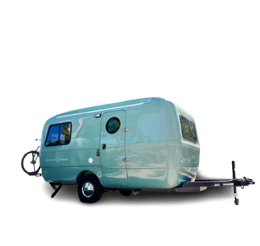 Traveler ESSENTIALS exterior