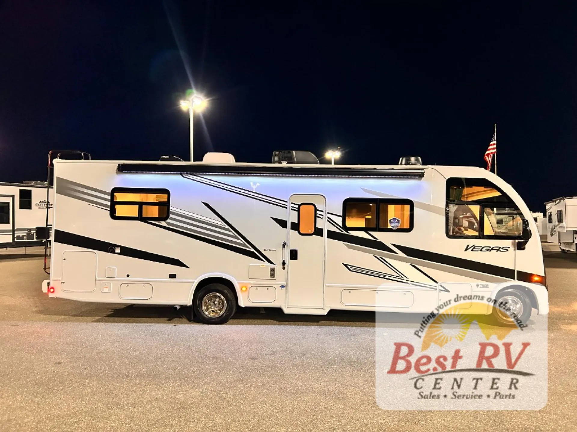 2026 Thor Motor Coach Vegas 281 - Photo 3