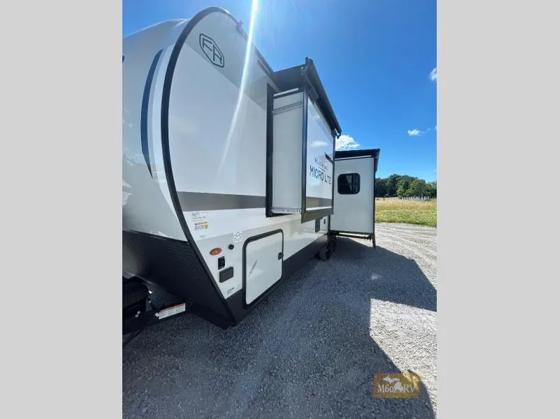 2027 Forest River Flagstaff Micro Lite 25SRK - Photo 3