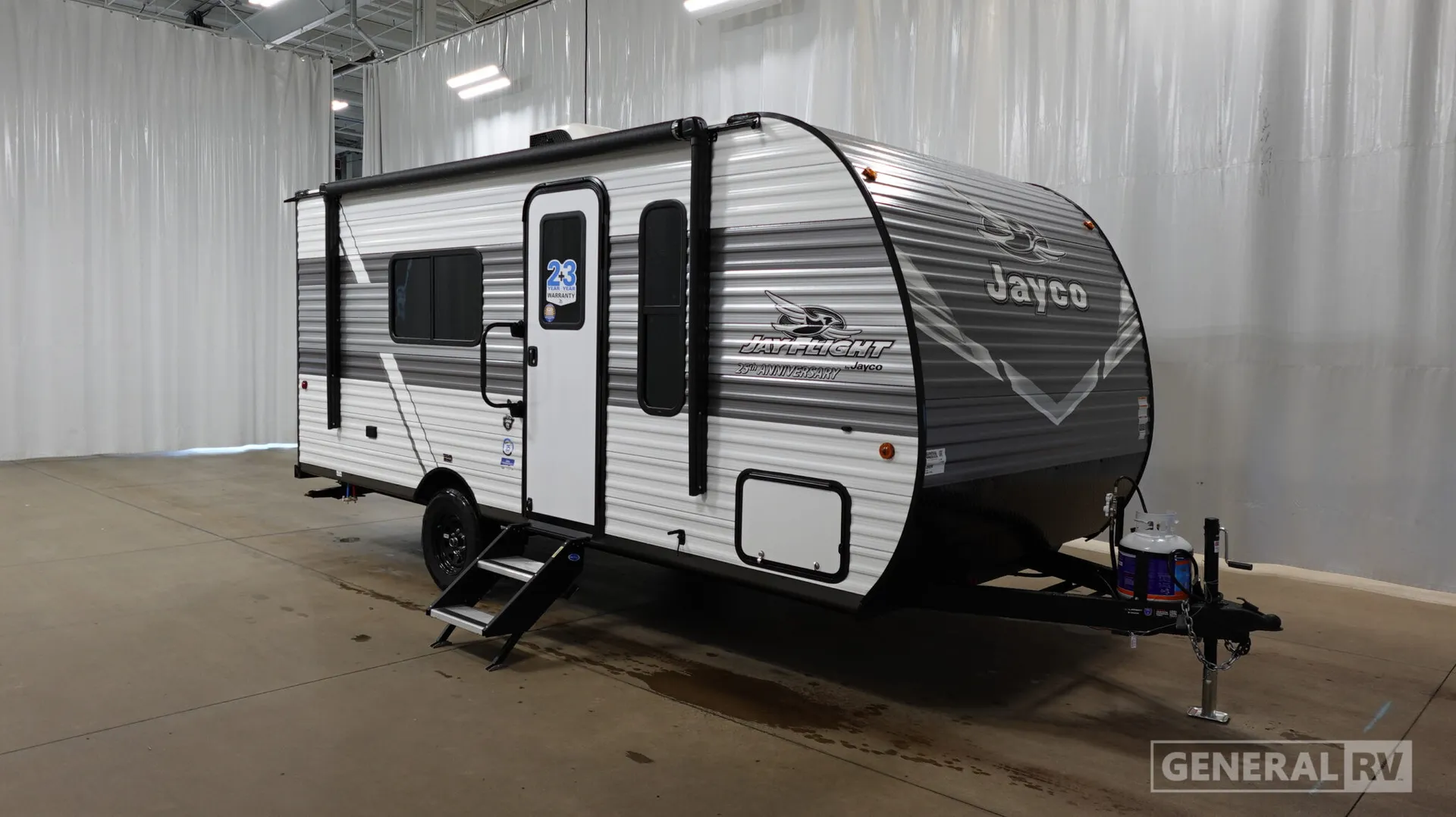 2027 Jayco Jay Flight SLX 175FQ - Photo 2