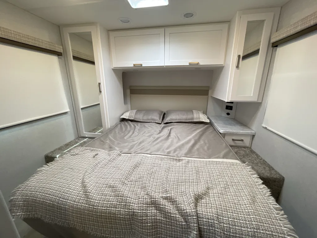 2026 Thor Motor Coach Freedom Elite 28HE, Photos photo 15
