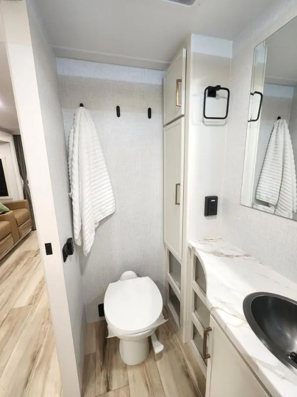 2026 Brinkley Model Ix 23X, Photos photo 50
