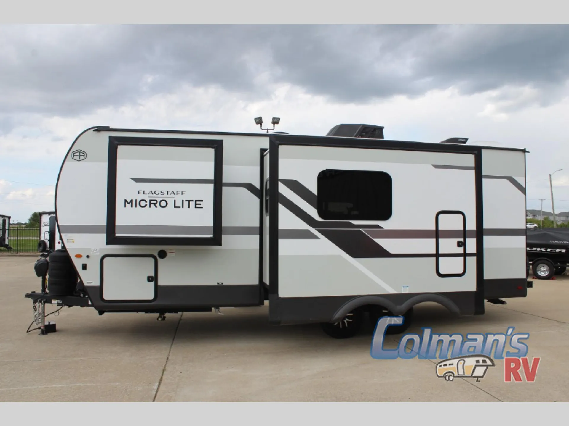 2026 Forest River Flagstaff Micro Lite 25BSDS — Photo 7