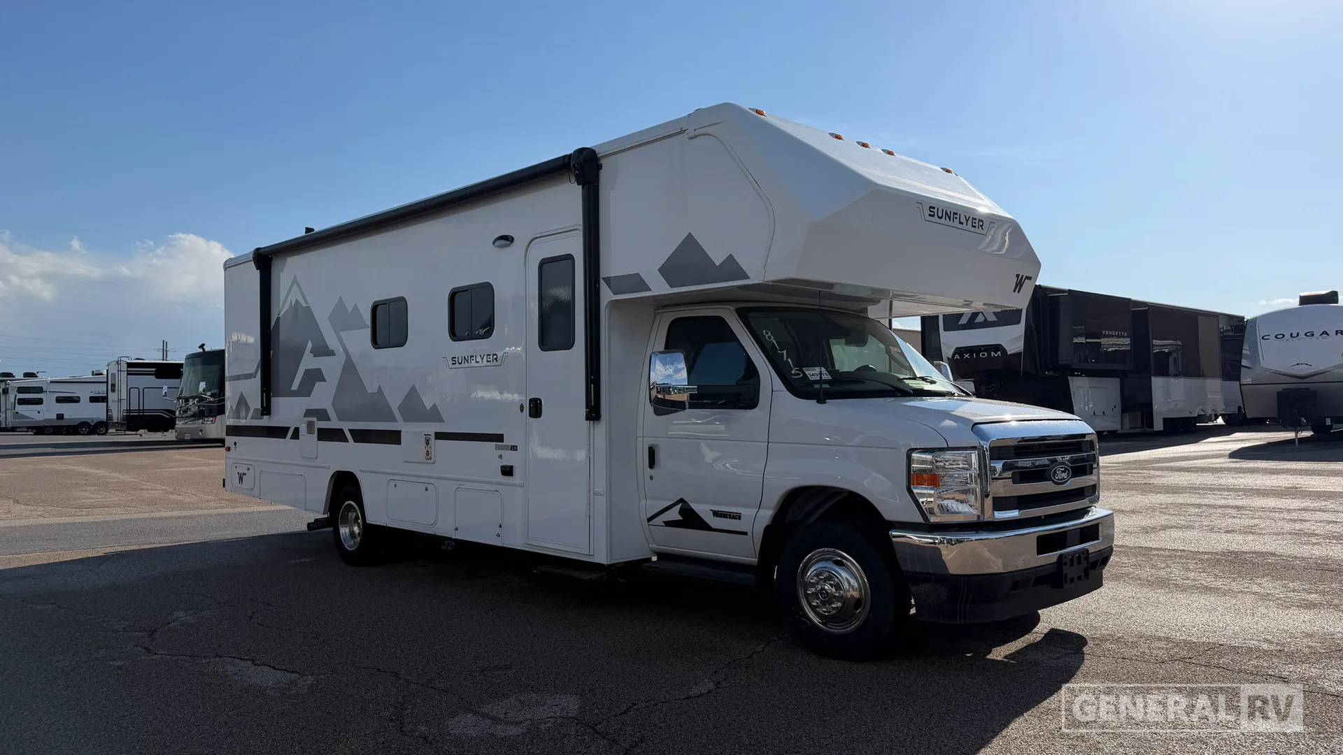 2027 Winnebago Sunflyer 28MB - Photo 2