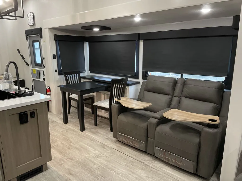 2026 Jayco Eagle 321RSTS, Photos photo 9