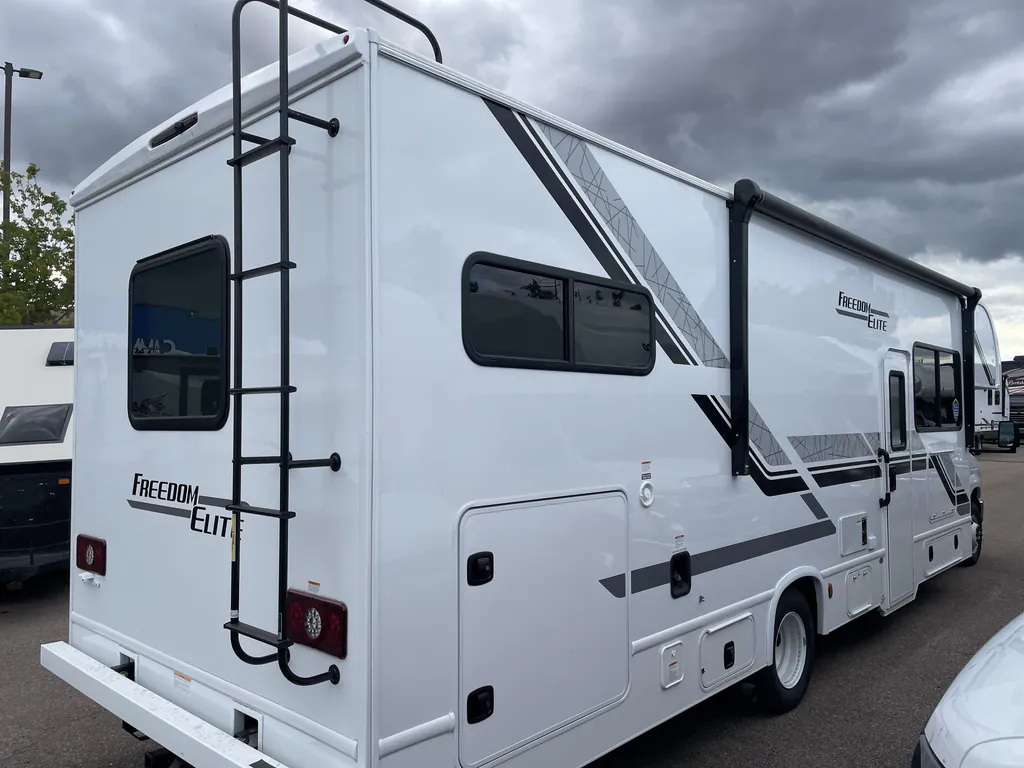 2027 Thor Motor Coach Freedom Elite 31FE, Photos photo 4