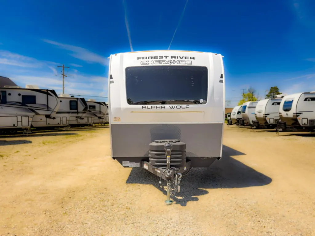2026 Forest River Cherokee Alpha Wolf 33BH, Photos photo 5