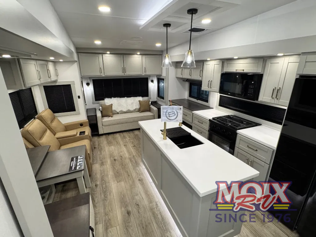 2026 Brinkley Model Z 3600, Photos photo 24