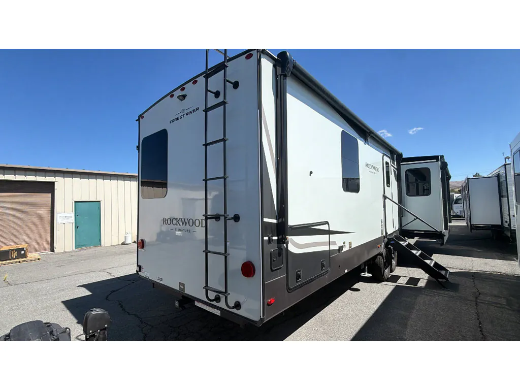 2027 Forest River Rockwood Signature 8391FK - Photo 3