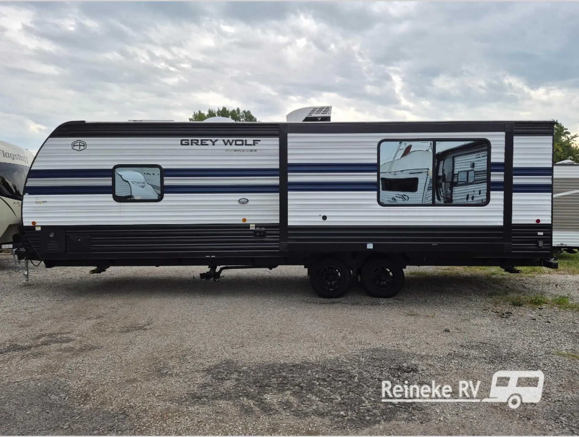 2027 Forest River Cherokee Grey Wolf 26SS - Photo 4