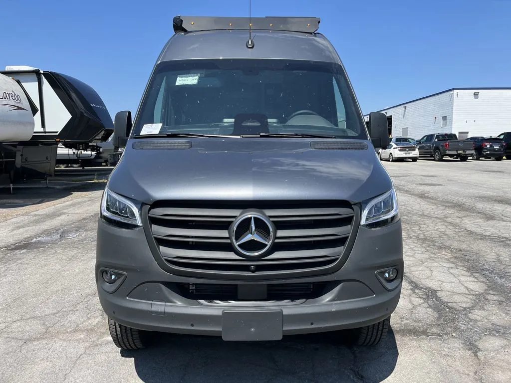 2027 Tiffin GH1 SE 19 SBV - Photo 4