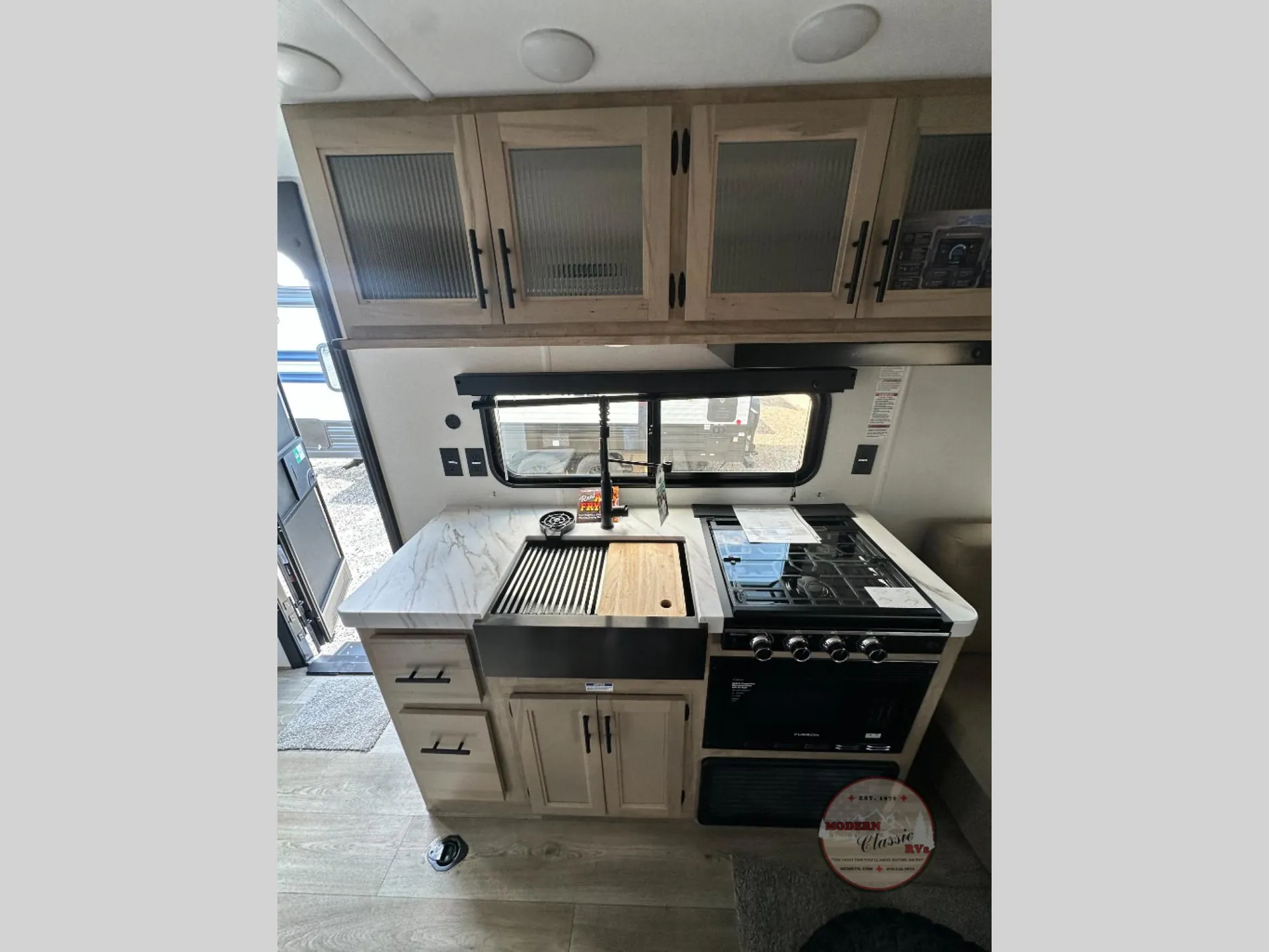 2027 Forest River Cherokee Grey Wolf 22RR — Photo 6