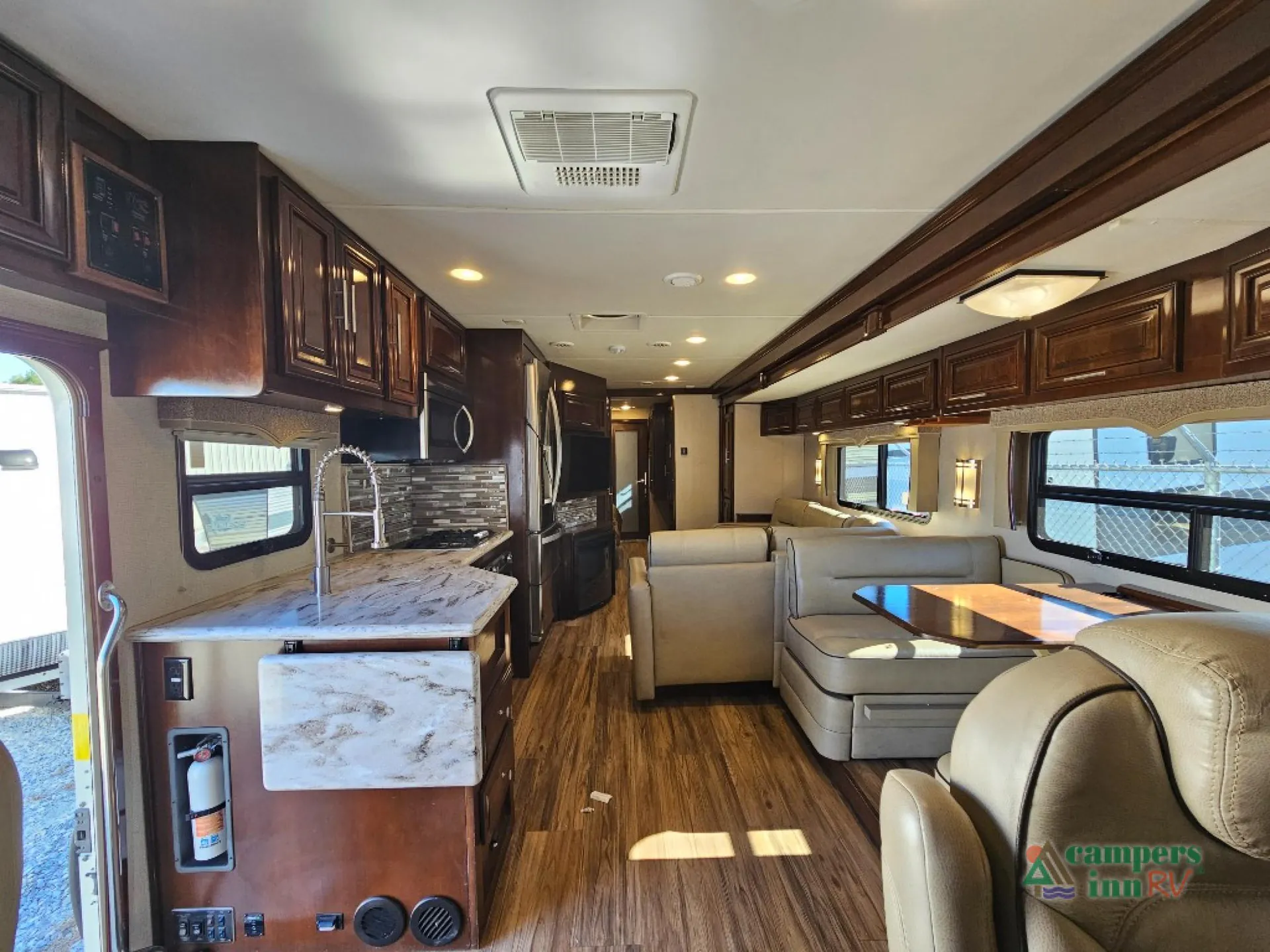 2017 Forest River Georgetown XL 369DS — Photo 7