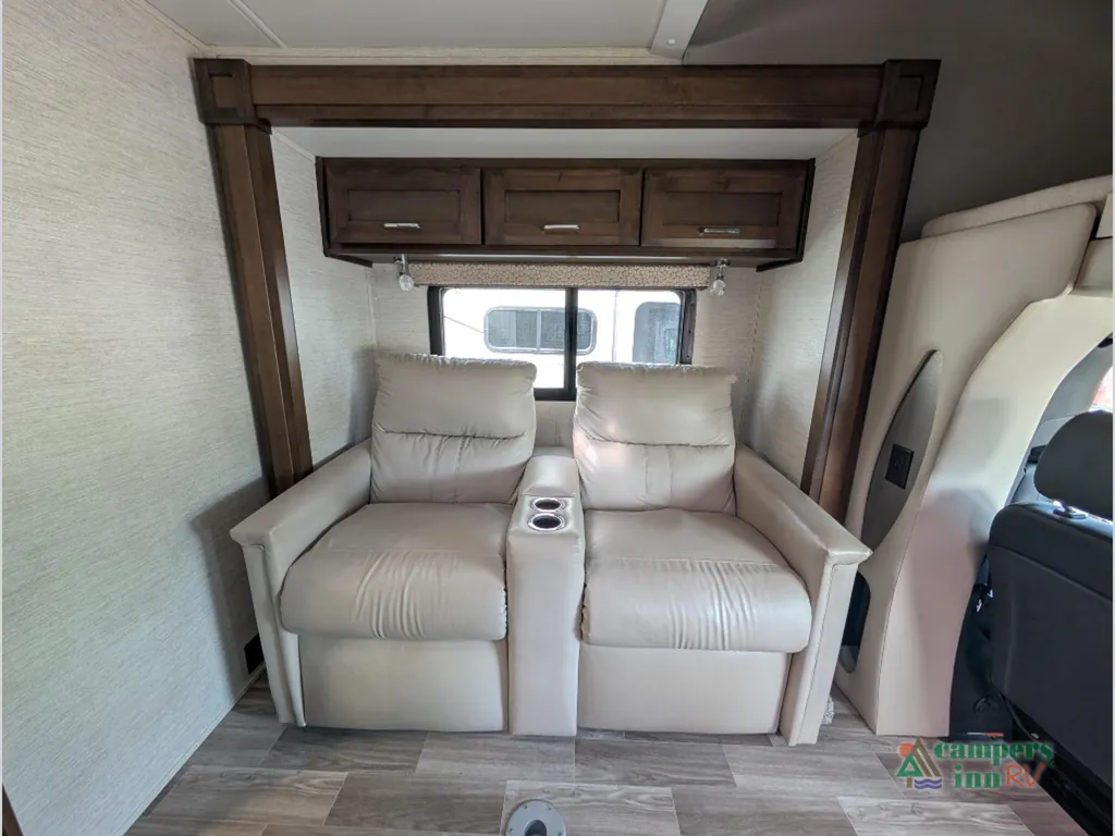 2021 Tiffin Wayfarer 25 SW, Photos photo 19