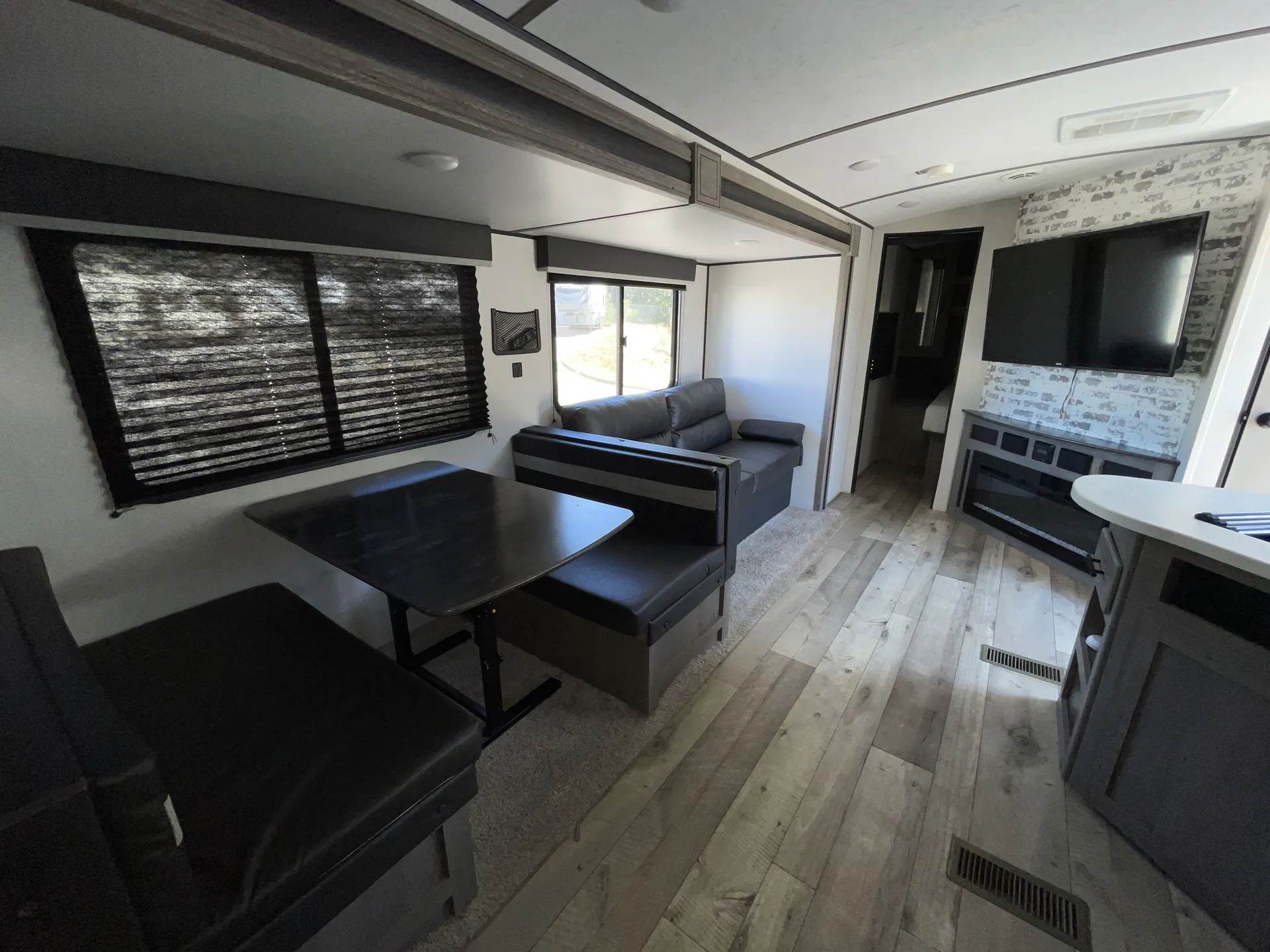 2021 Keystone Springdale 295BHWE — living area main