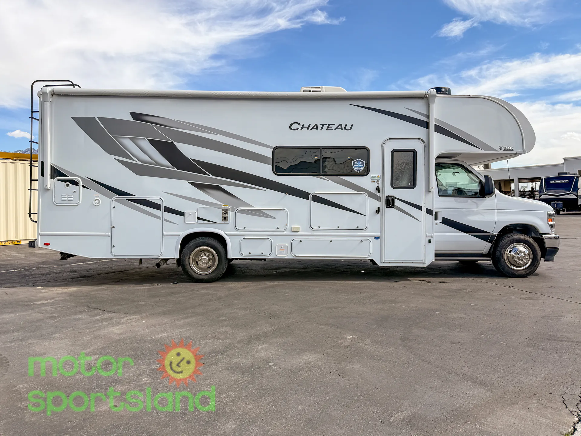 2025 Thor Motor Coach Chateau 27P - Photo 4