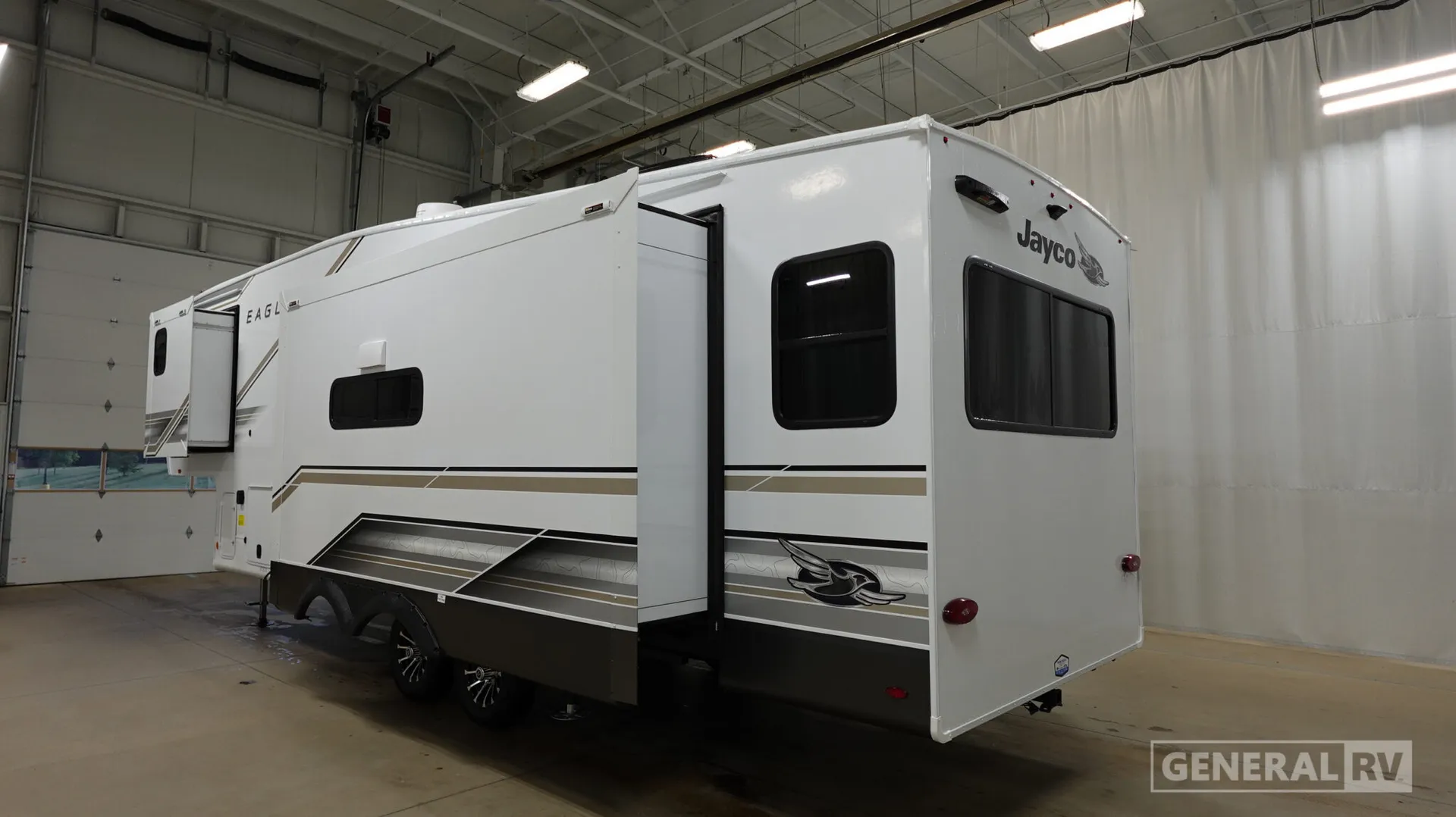 2027 Jayco Eagle SLE 30RLT - Photo 4