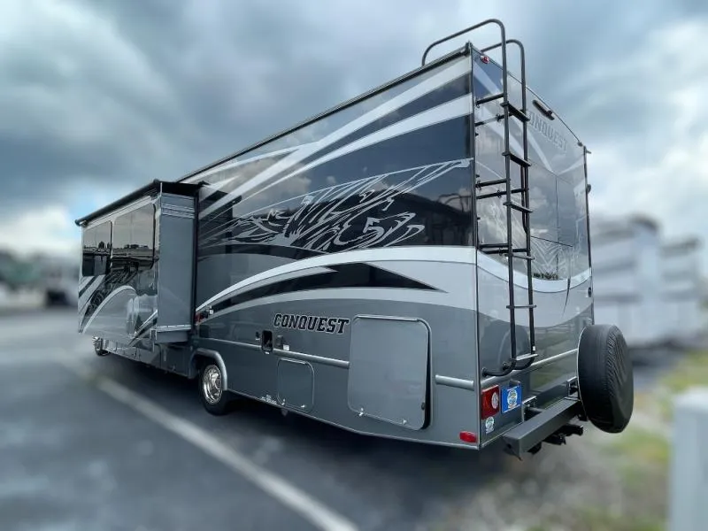 2025 Gulf Stream RV Conquest 6320D - Photo 4