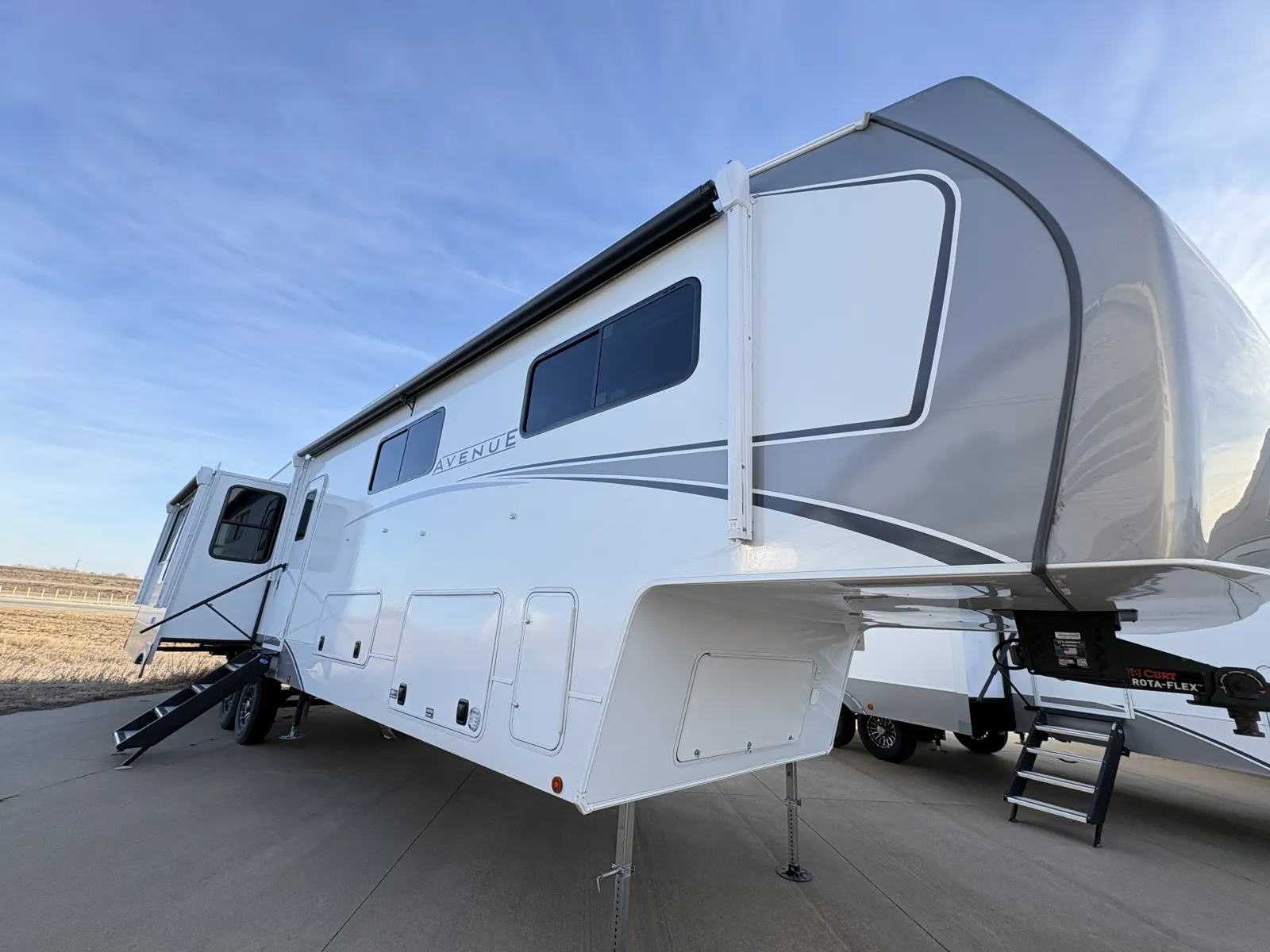 2026 Alliance RV Avenue 39MBR - Photo 4