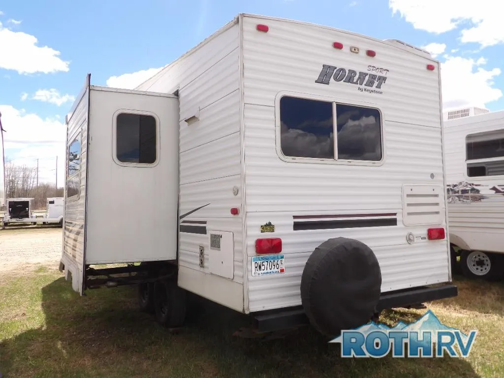 2004 Keystone RV Hornet 245RK - Photo 4