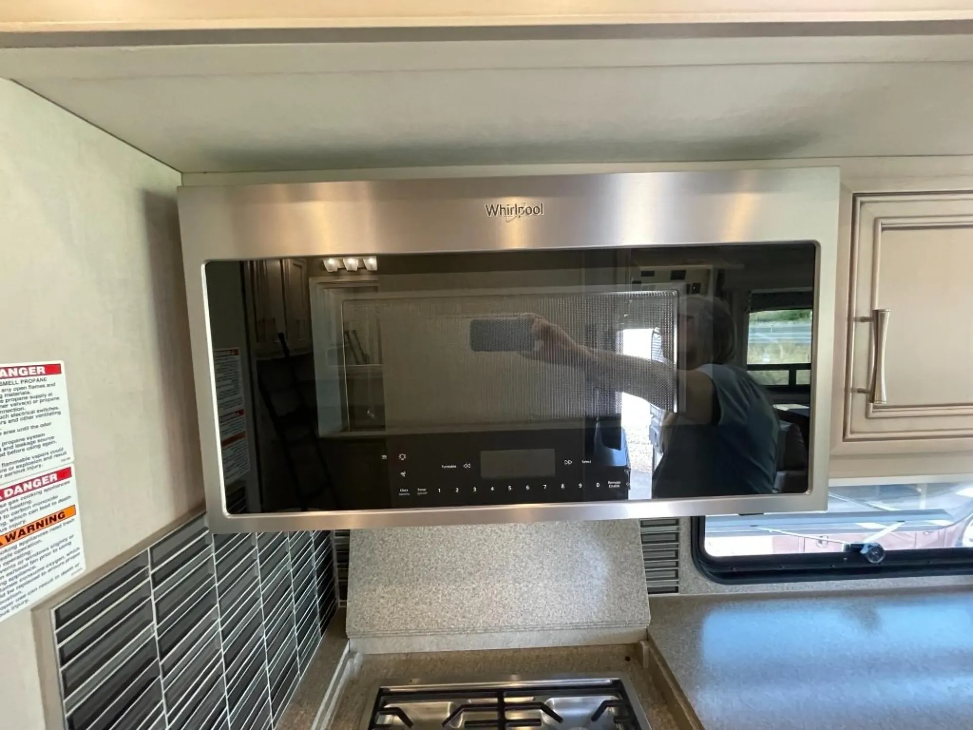 2020 Newmar Canyon Star 3513 - Photo 4
