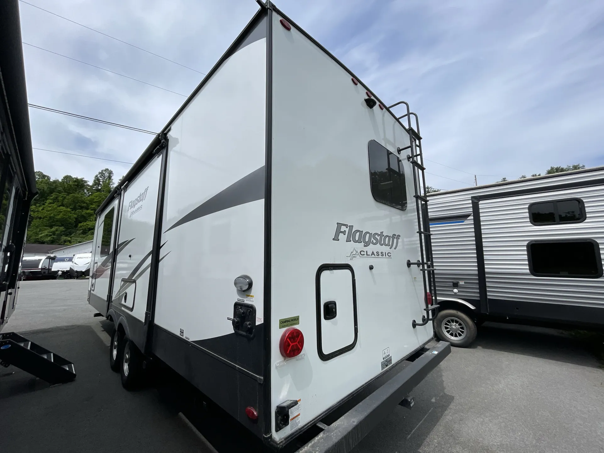 2025 Forest River Flagstaff Classic 826MBR — off campside
