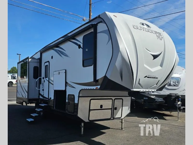 2018 Outdoors RV Glacier Peak Mountain Series 30RKS - Main photo