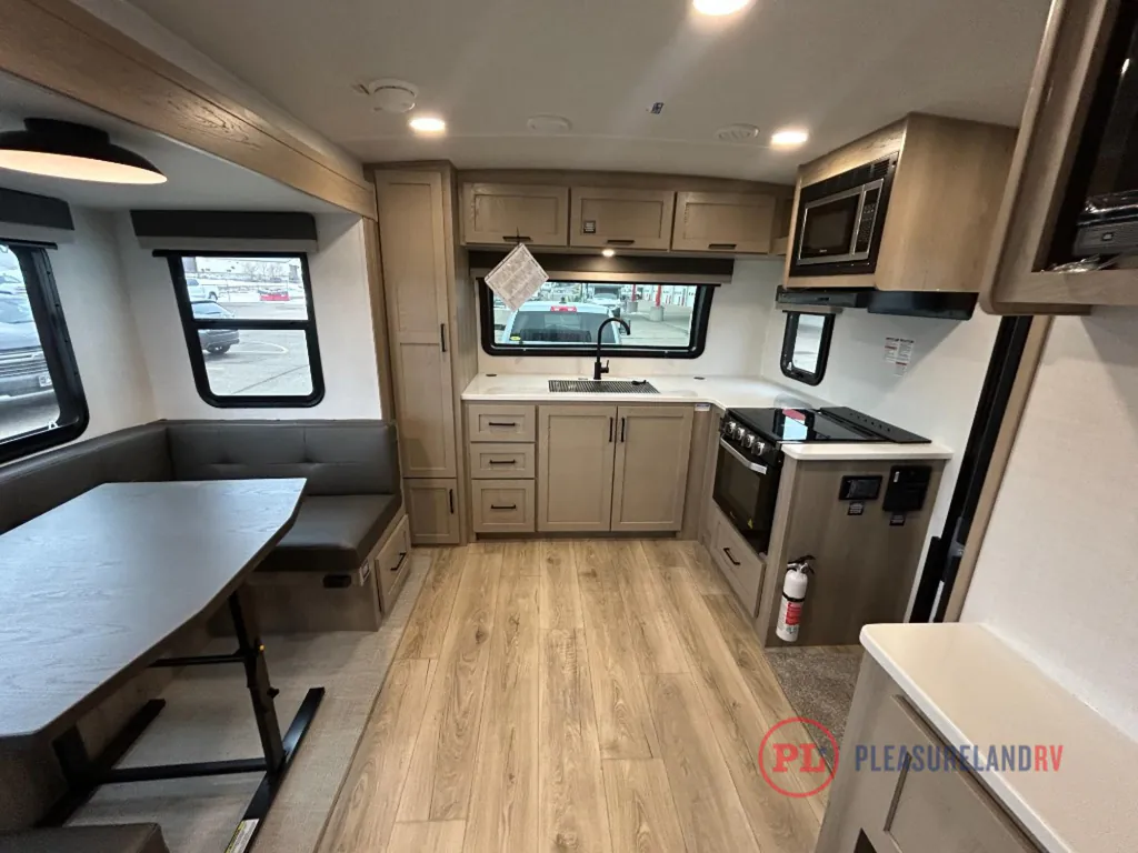 2026 Forest River Flagstaff Micro Lite 25FKB, Photos photo 11