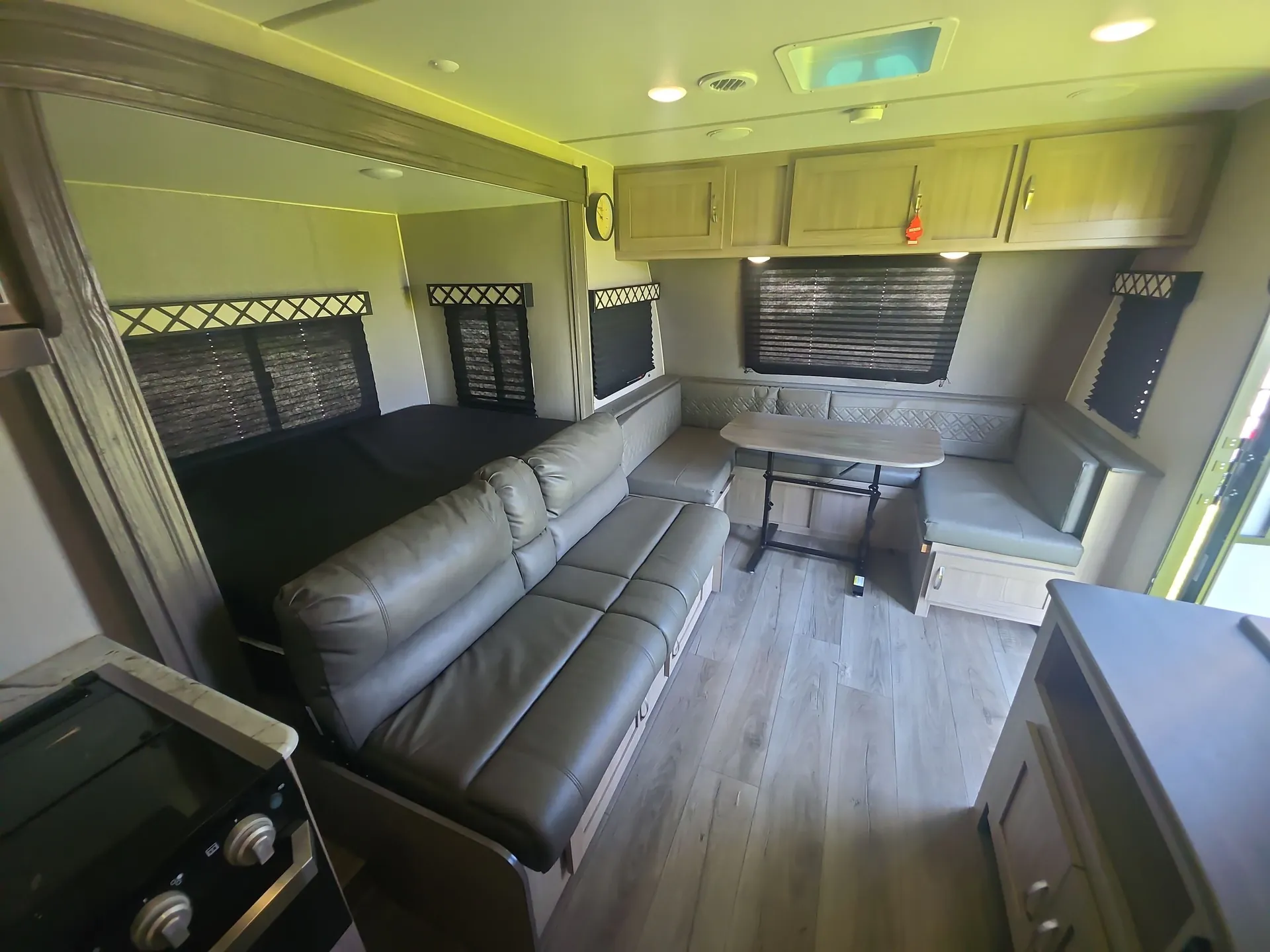 2020 Coachmen Freedom Express Ultra Lite 192RBS — living area main