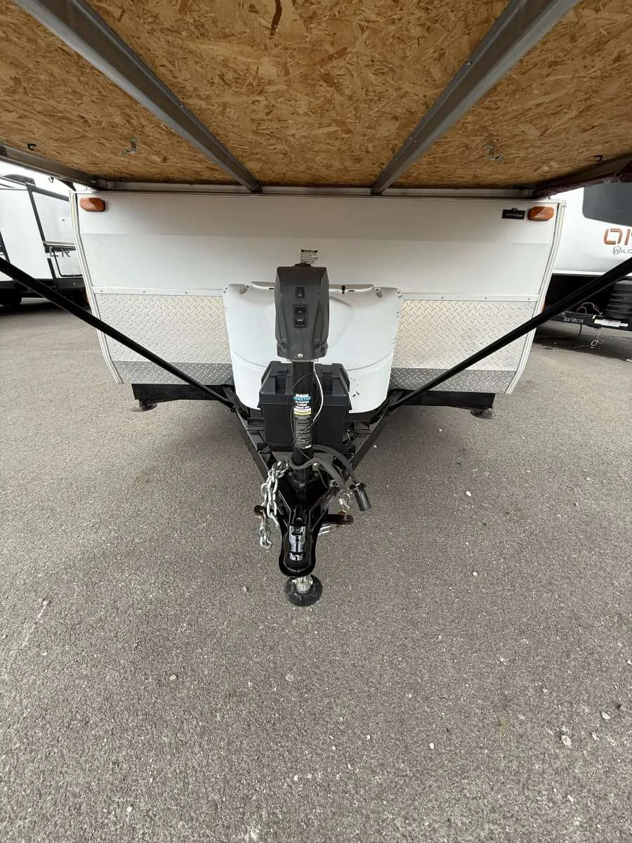 2010 Keystone RV Coleman Niagra - Photo 3